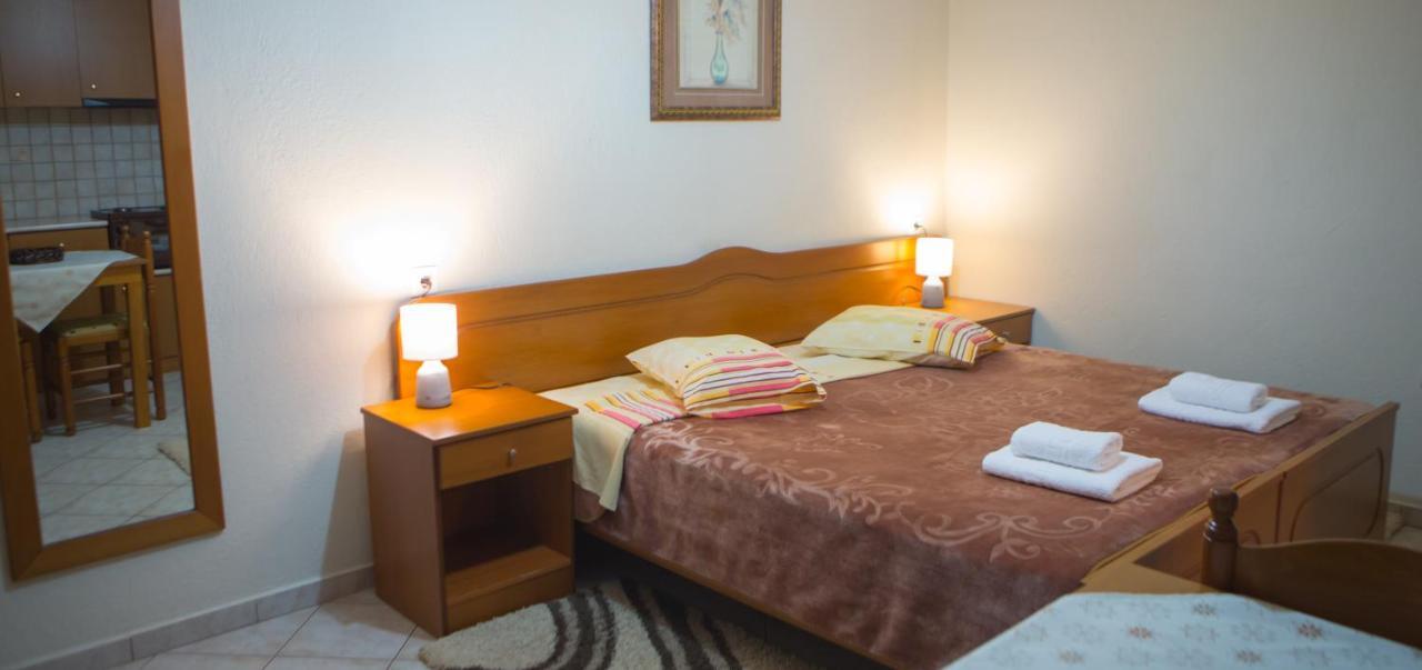 Apartmán Avgi Káto Loutrákion Exteriér fotografie