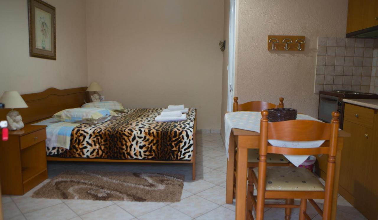 Apartmán Avgi Káto Loutrákion Exteriér fotografie
